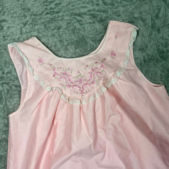 Vintage 1960s Nightgown Philmaid Lace Floral Embroidery Pink Medium Grandmacore - Picture 3 of 8